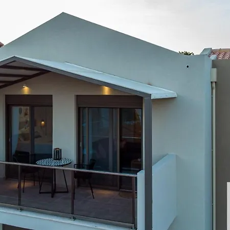 Platea Complex! Myrtos 1 Bed Apartment, Fteri Open Plan Studio! Апартаменты *