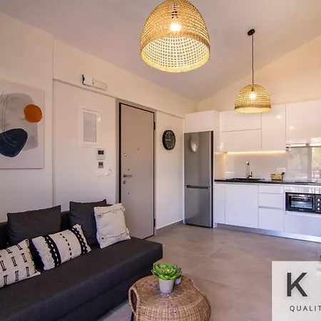 Platea Complex! Myrtos 1 Bed Apartment, Fteri Open Plan Studio! アパート *